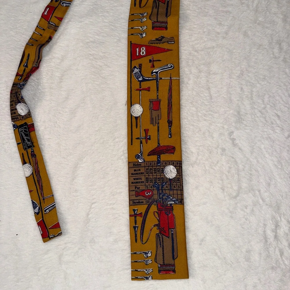 Vintage Rooster Mens‎ Golf Club Scorecard Novelty Square Tie Bernhardts